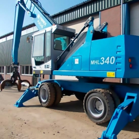terexfuchs/mhl340-6